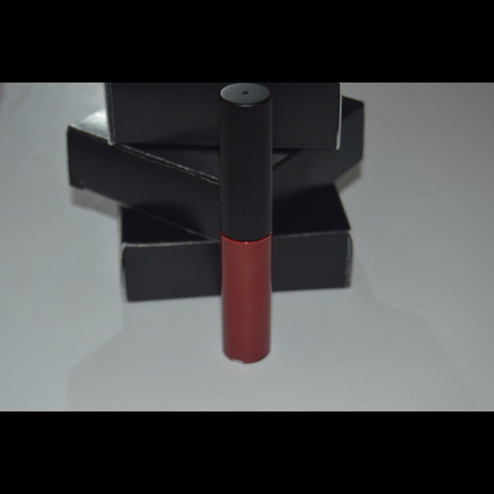Lipgloss - Picture 3 of 4